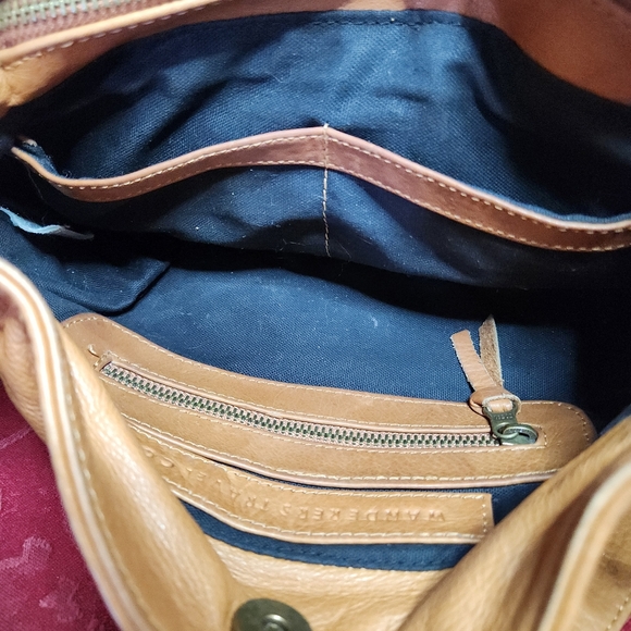 Wanderers Travel Co Tan Leather Hand Shoulder Bag - Picture 8 of 9